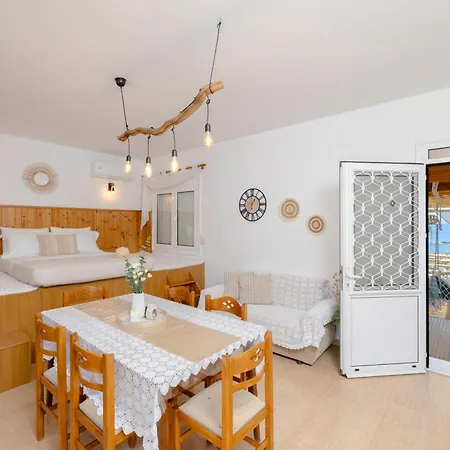 Korali Sea House Hébergement de vacances *