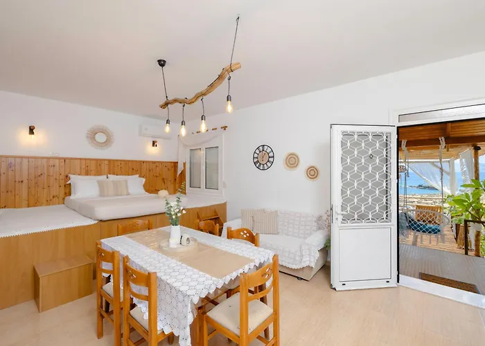 Korali Sea House Holiday home *