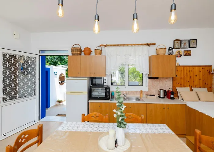 Holiday home Korali Sea House *